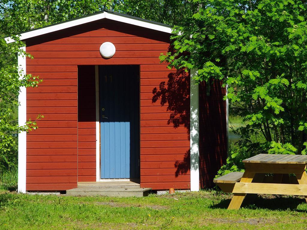 Lits Camping, Stugby Och Kanot Extérieur photo