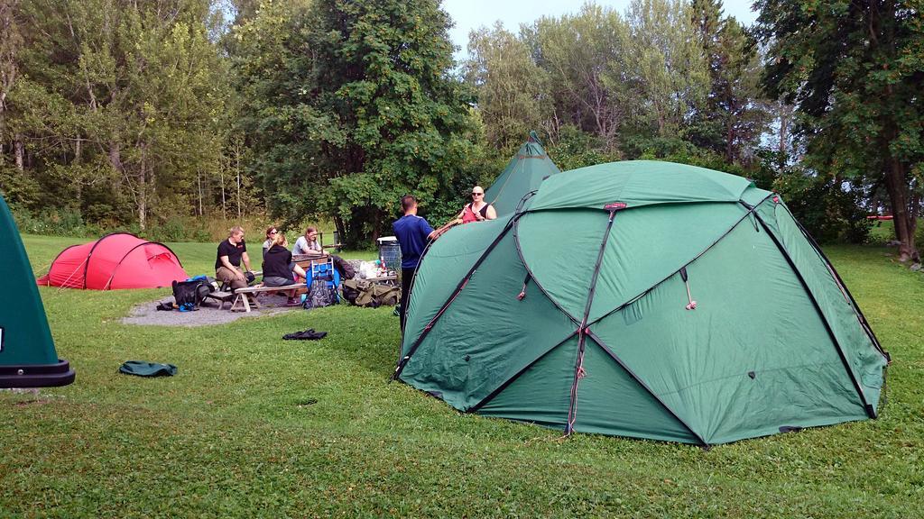 Lits Camping, Stugby Och Kanot Extérieur photo