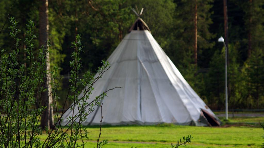 Lits Camping, Stugby Och Kanot Extérieur photo